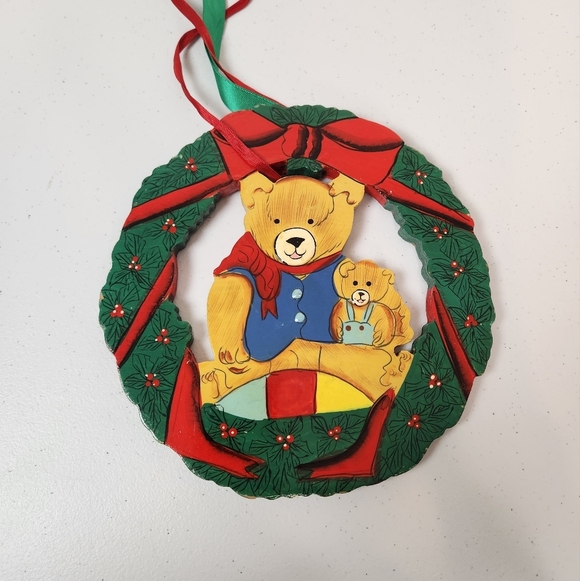 Vintage 1990s Wood Bears Chriatmas Wreath Decoration Hanging Wall Art Lacquered - Picture 4 of 5
